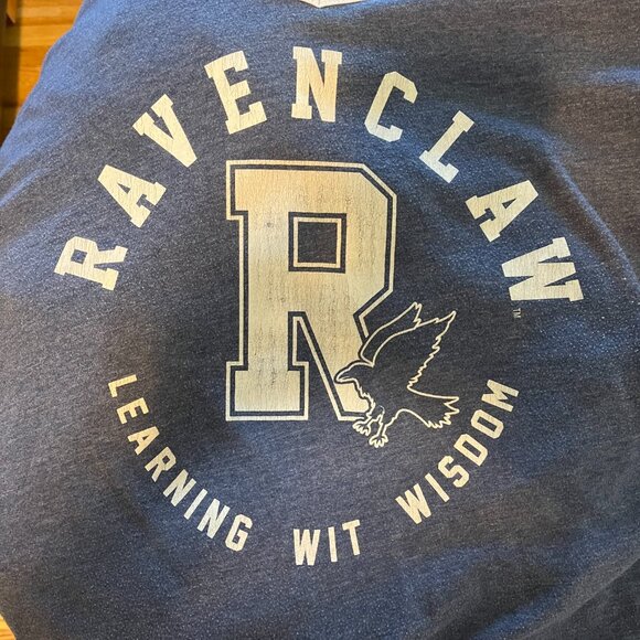 Harry Potter - Ravenclaw - V-neck Short Sleeve Tee - XL - Picture 5 of 6